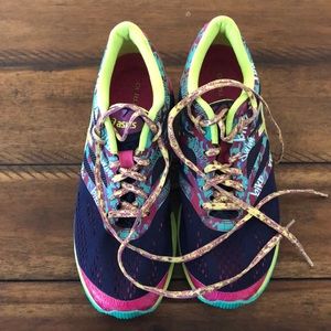 ASICS Women’s running shoes, size 8